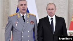 General Rüstəm Muradov və prezident Vladimir Putin