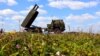 HIMARS деп аталатын дүркіндете ататын реактивті қару жүйесі әскери жаттығу кезінде. Румыния, 10 сәуір 2021 жыл.