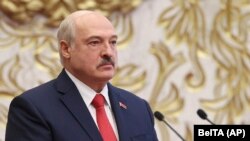 Олександр Лукашенко заявляє, що у нього немає ніяких багатств, а майже все, чим він користується, належить державі